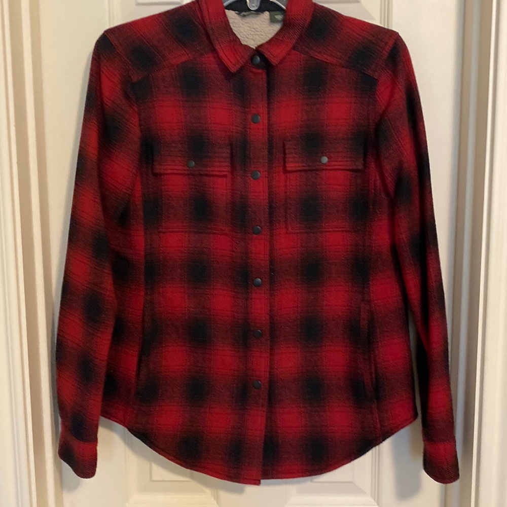 Eddie Bauer Red Plaid 100% wool with fleece lining and pockets.